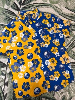 Buffalo Sabres Hawaiian Button Up Shirt NHL Mens Size Medium